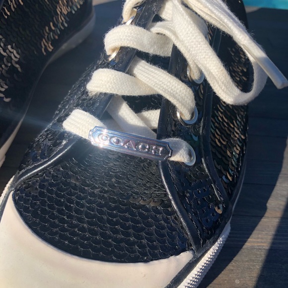 NWOT Coach Sequin Black Sneakers 6.5 B - Picture 6 of 8